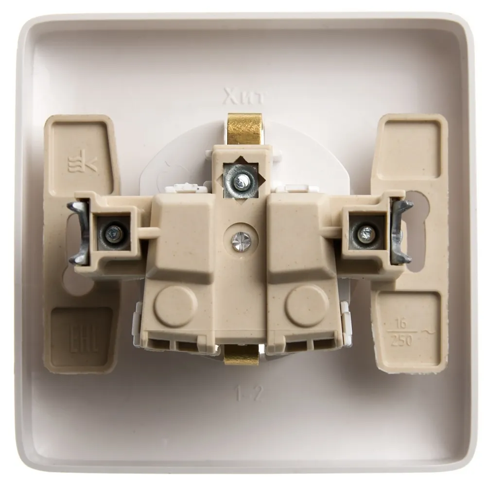 RS16-136-B
